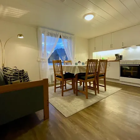 Fishermans Rorbu 1 - Lofoten * ランバ